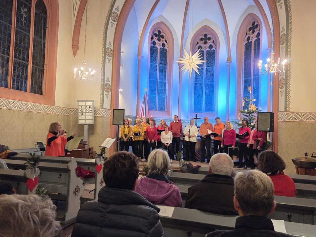 Chor Taktvoll in der ev. Kirche Steinheim